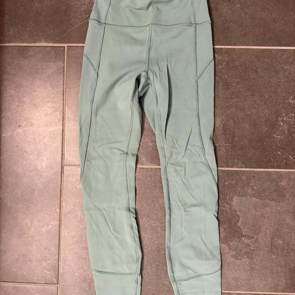 Lululemon Leggings Size 6 Sage Green High Rise Activewear Yoga